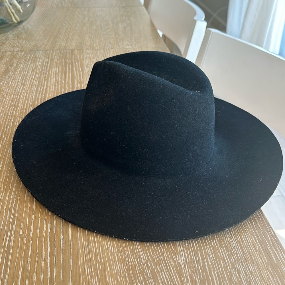 Gigi Pip Scottie wide brim fedora